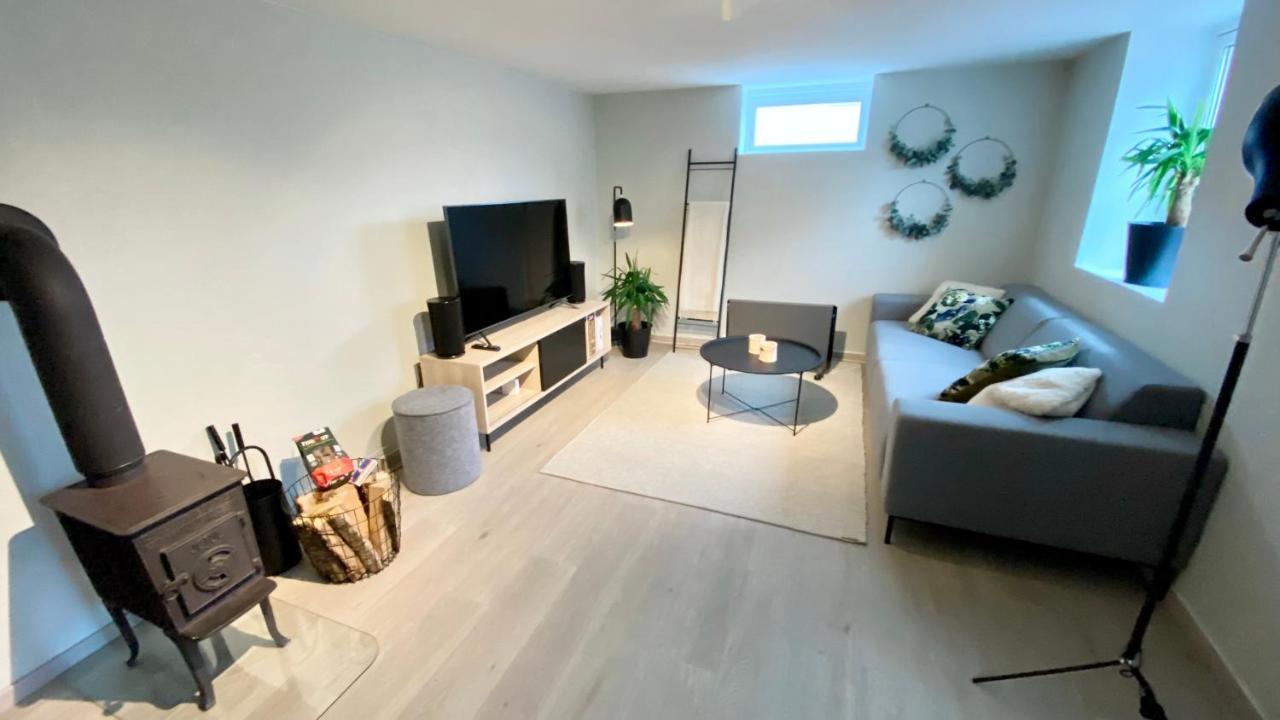 Two Bedroom Apartment Near The City Centre. Tromsø Buitenkant foto